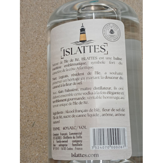 vodka islattes caramel et fleur de sel.