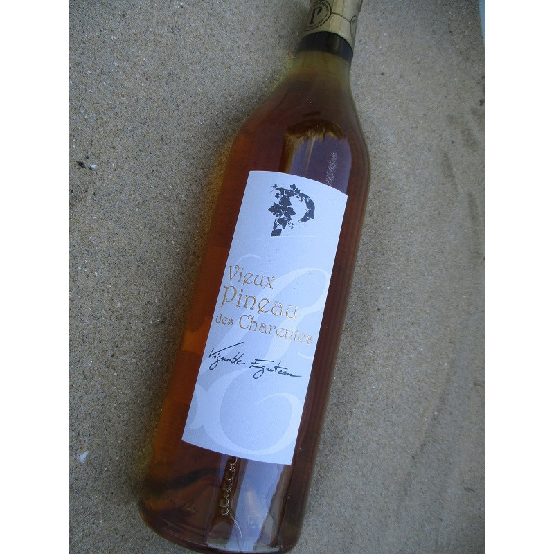 vieux pineau blanc vignoble egreteau